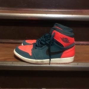 High top dunks sneakers